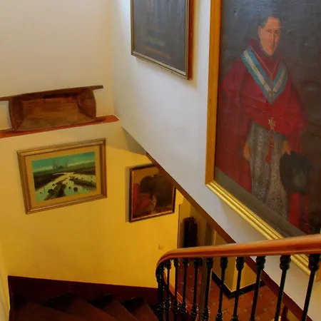 Hotel América *